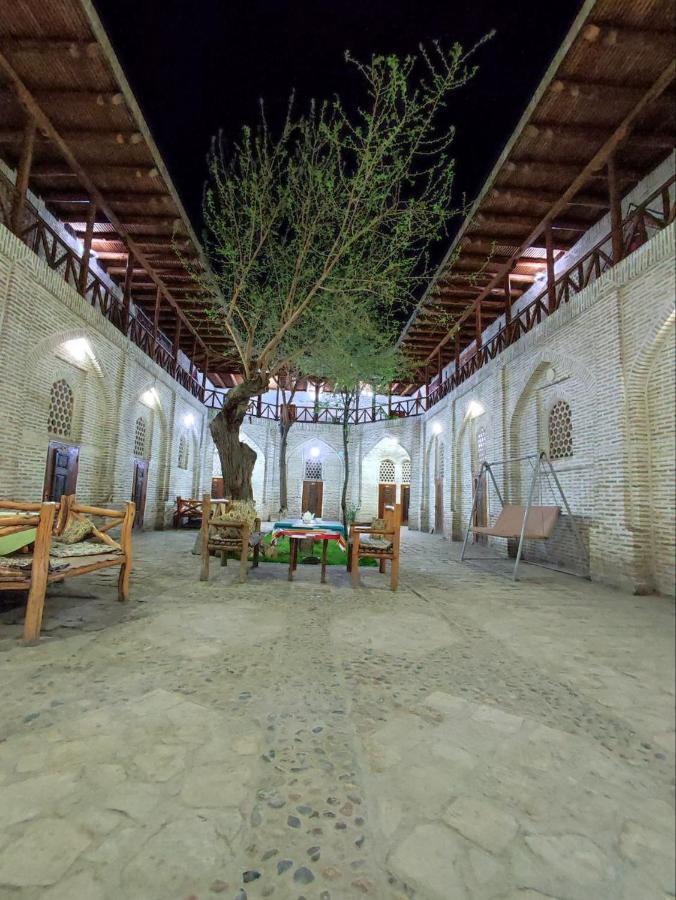 Umar Hotel In The Old City Buchara Exterior foto